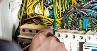 Электрика в частном доме под ключ в Глазове - стоимость услуг от 1529 руб.